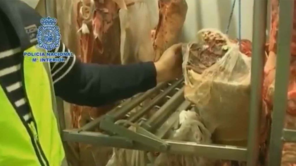 Inmovilizados 2.000 kilos de carne en mal estado y con las etiquetas falsificadas en Mallorca