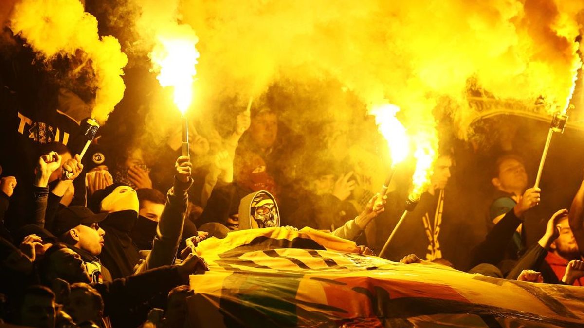 Sin Fan Zone y con un despliegue policial sin precedentes para evitar una 'batalla' entre ultras en la final de Lyon Sin Fan Zone y con un despliegue policial sin precedentes para evitar una 'batalla' entre ultras en la final de Lyon