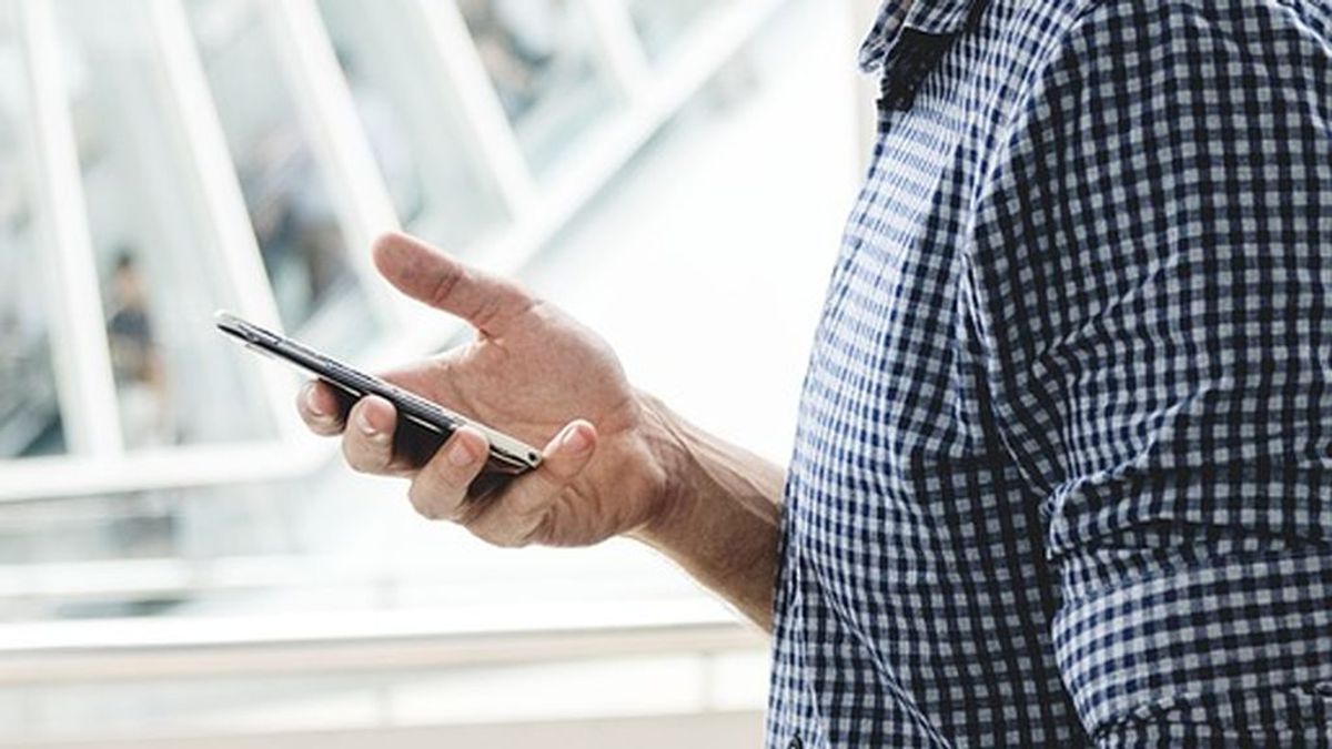 Recibe un sms desde el móvil de su padre muerto hace seis años Recibe un sms desde el móvil de su padre muerto hace seis años