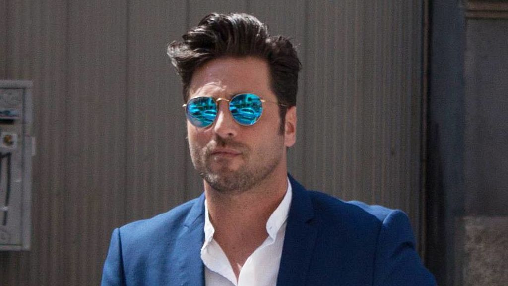 David Bustamante acaba en urgencias acompañando a su madre tras caerse por las escaleras