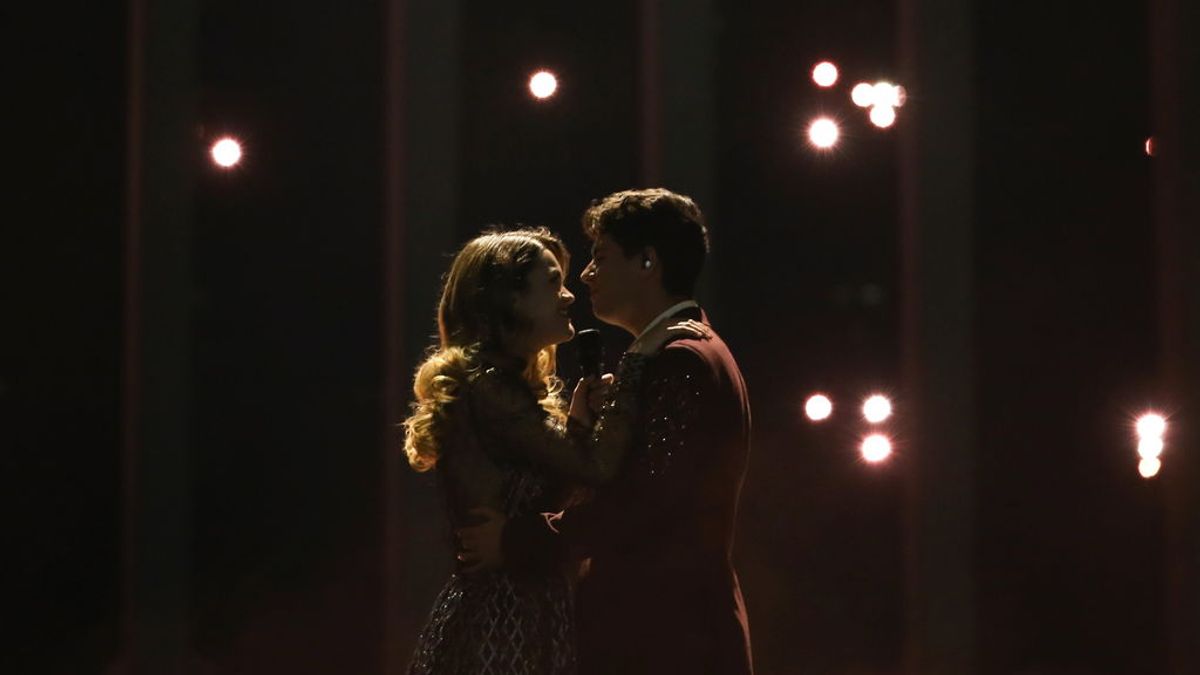 Alfred se pronuncia por el 'no-beso' con Amaia: "Nuestro amor y cariño va más allá" Alfred se pronuncia por el 'no-beso' con Amaia: "Nuestro amor y cariño va más allá"
