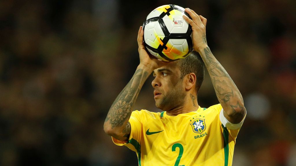 La emotiva carta de Dani Alves tras anunciar que no podrá estar en el Mundial de Rusia