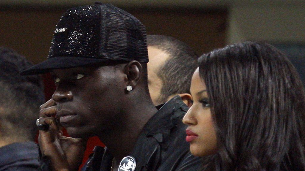 La discusión de Balotelli con su ex pareja en redes sociales: “El dinero no compra a las mujeres, pero enamora a las p...”