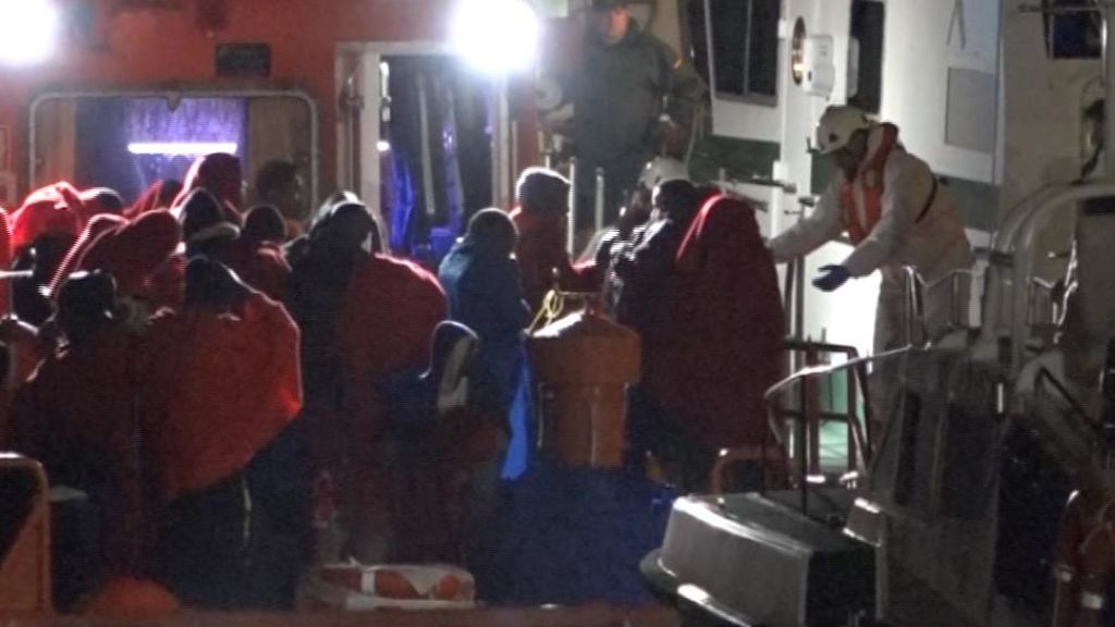 Dos pateras con 104 personas a bordo han sido rescatadas en Fuengirola y Mar de Alborán