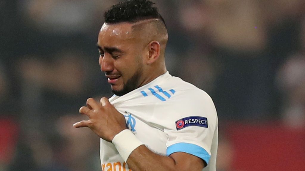 Payet, lesionado, deja llorando la final de la Europa League y Griezmann se acerca para tener un detallazo