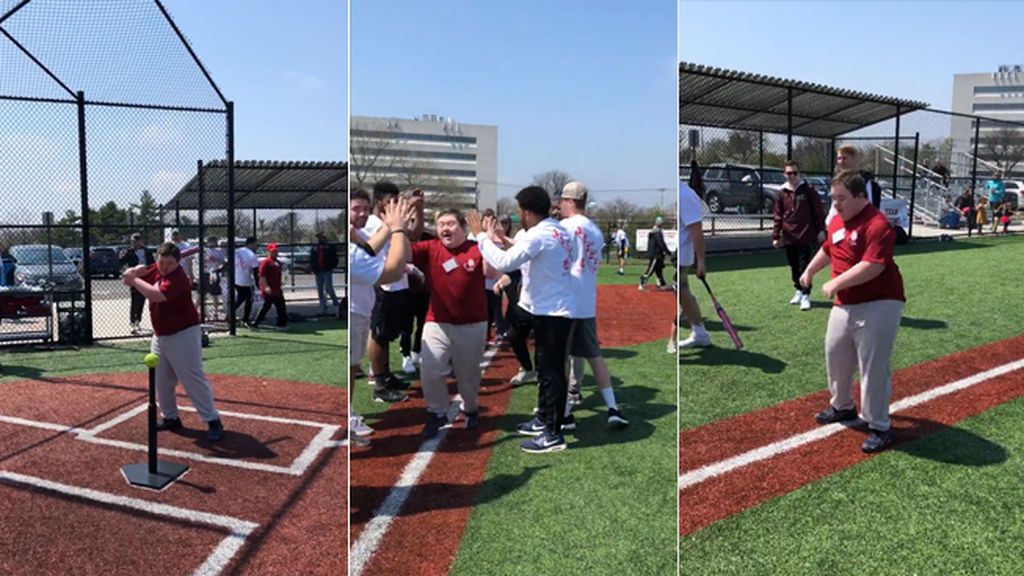 La felicidad de un joven con síndrome de Down al celebrar un ‘home run’ de béisbol