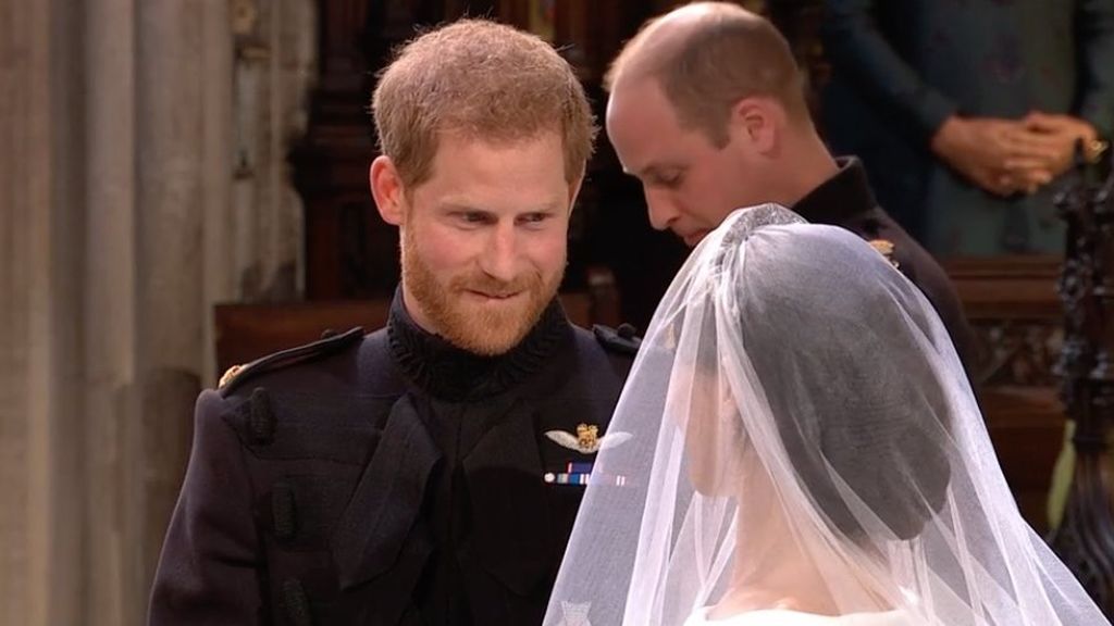 De las lágrimas de la madre de Meghan a la mirada devoradora de Harry: los momentazos de la boda, en fotos