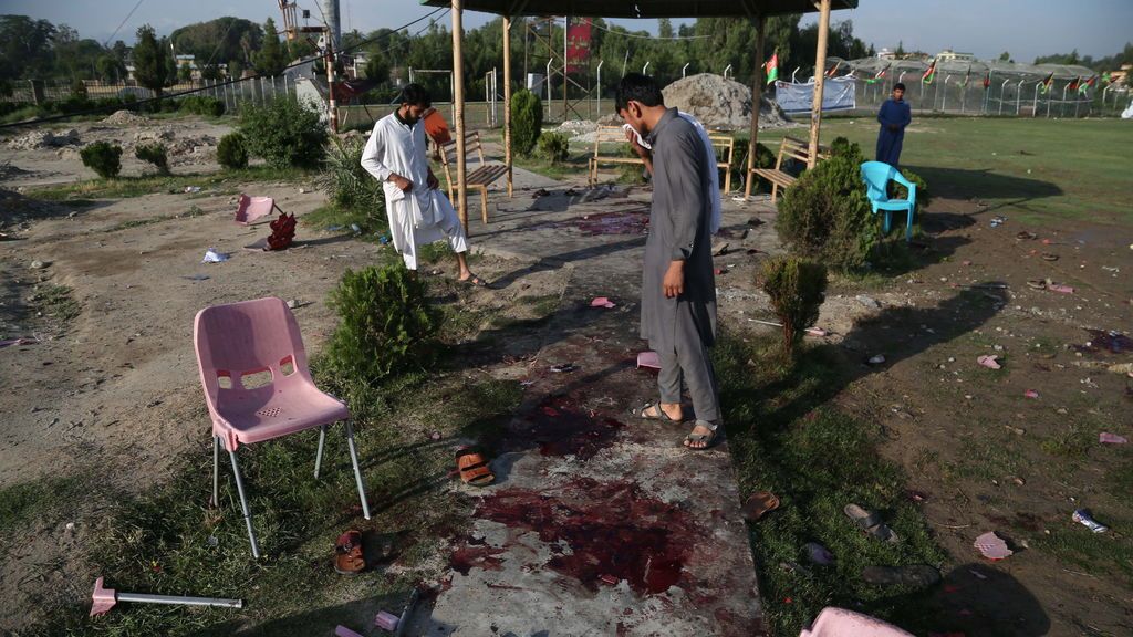 Ocho muertos por varias explosiones en un estadio de fútbol de Afganistán
