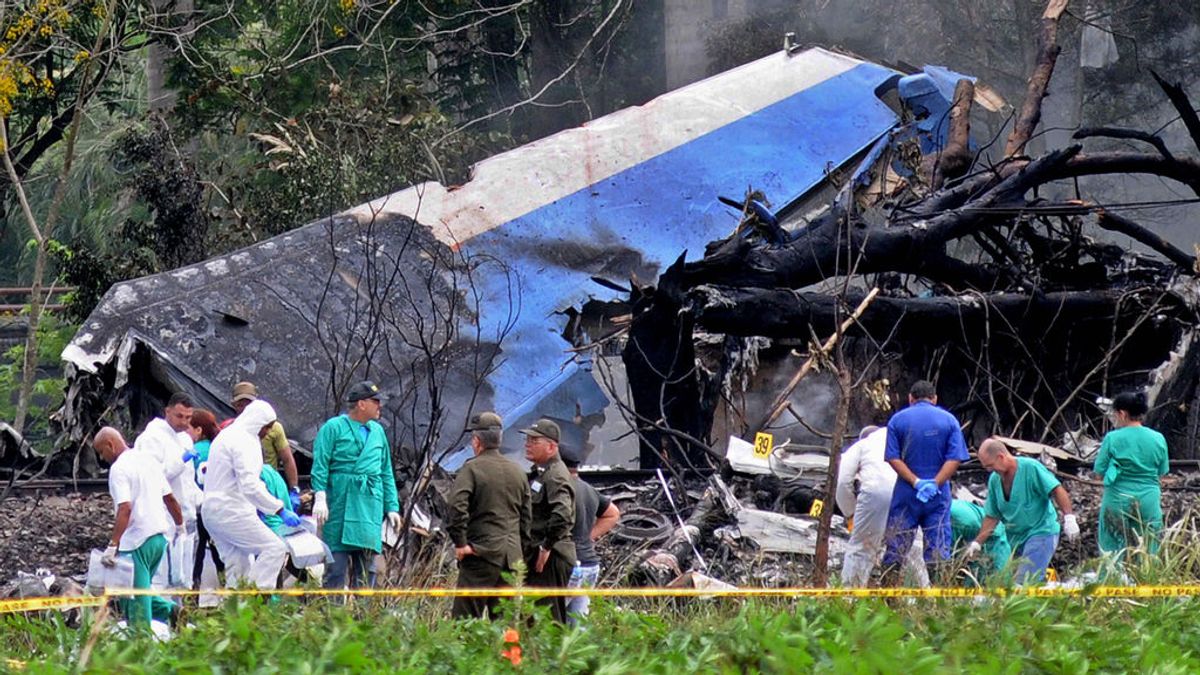 Tres supervivientes en el avión siniestrado en Cuba con más de cien ocupantes