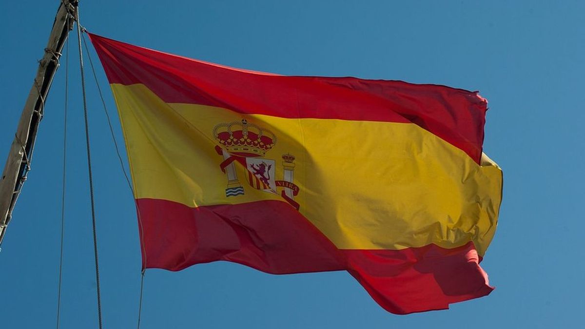 La bandera española cumple 175 años: ¿cuál es su historia?