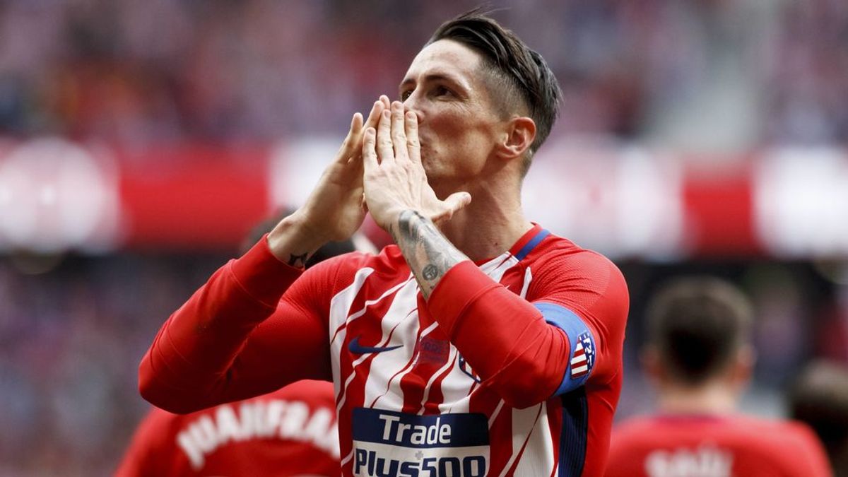 La emoción de Fernando Torres y la afición del Atleti en el adiós de una leyenda rojiblanca