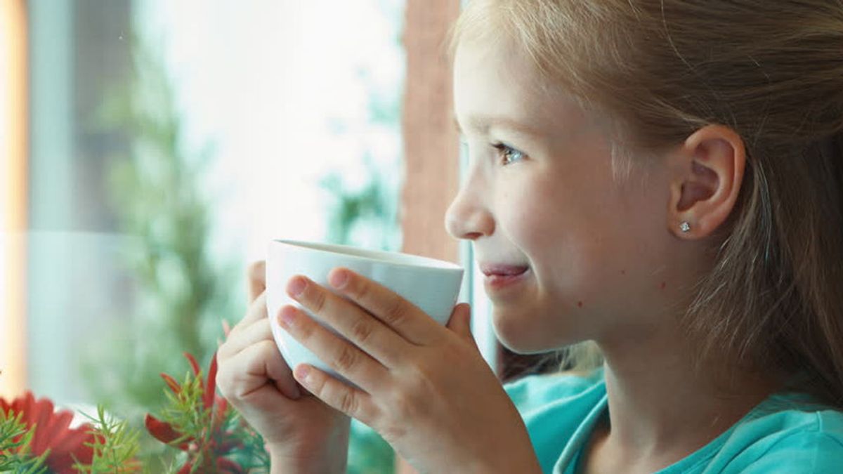 El consumo de café, té y mate en niños: cómo tomarlo, a qué edad empezar y qué beneficios tiene El consumo de café, té y mate en niños: cómo tomarlo, a qué edad empezar y qué beneficios tiene