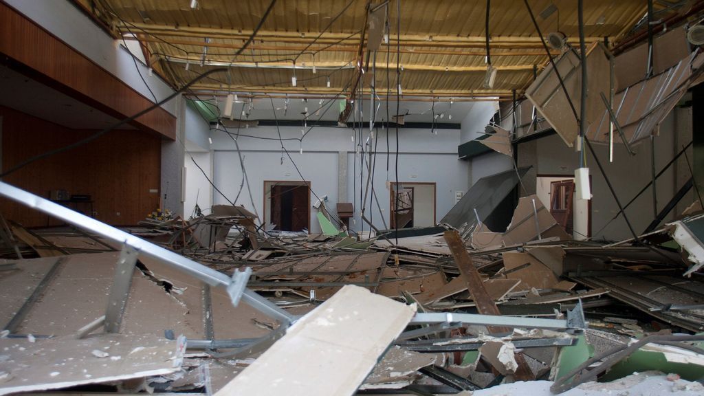La explosión en un almacén clandestino de pirotecnia devasta una aldea de Pontevedra y deja un muerto