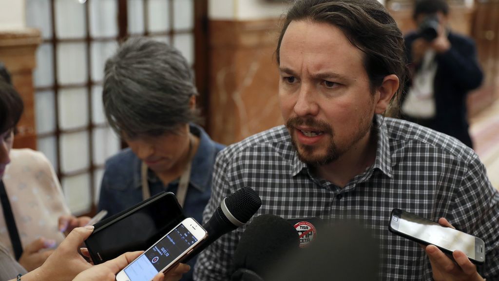 Iglesias dimitirá si la participación en la consulta sobre su casa es baja