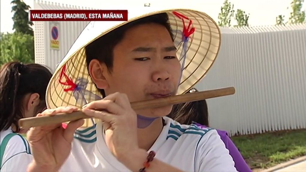 Así suena el himno de la Décima interpretado en flauta vietnamita
