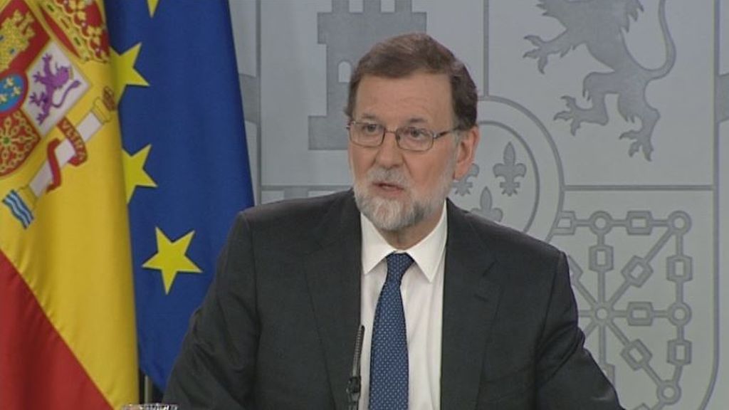 Rajoy: “Cualquier día veremos a Pedro Sánchez pactando con el señor Puigdemont”