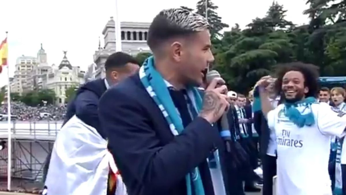 Theo Hernández y su palo al Atlético de Madrid desde Cibeles: “Hemos pasado por Neptuno y no había mucha gente…”