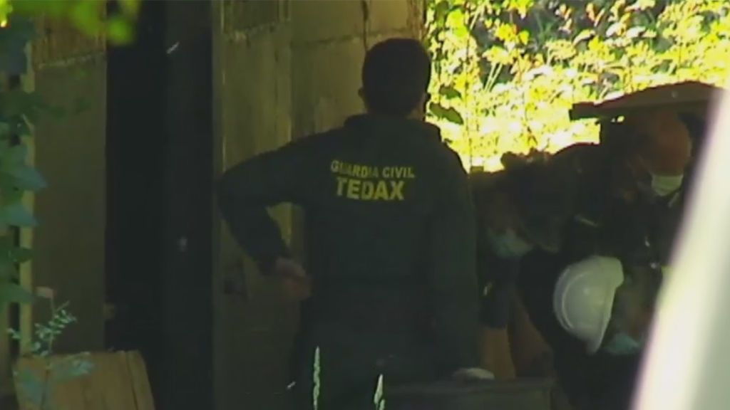 La Guardia Civil localiza más material pirotécnico en un tercer zulo propiedad del investigado por la explosión de Tui