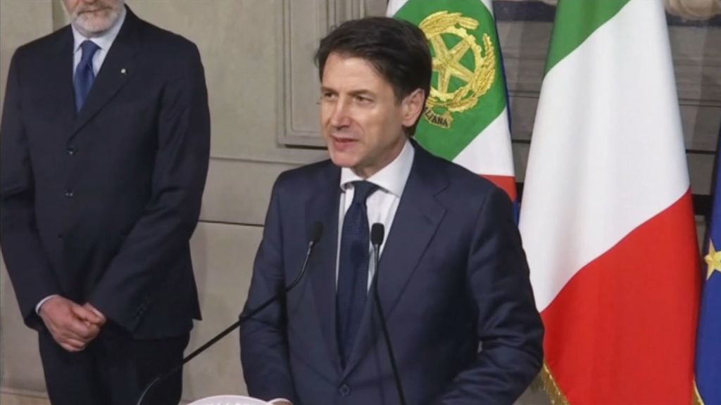 Conte dimite como primer ministro de Italia tras el veto a su ministro de economía