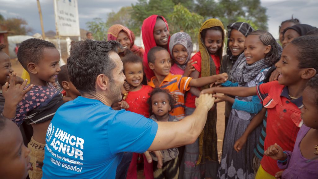 Jesús Vázquez realiza una visita a un campo de refugiados en Etiopía