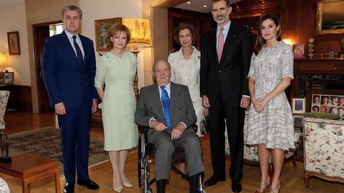 El detalle de la foto del rey Juan Carlos en silla de ruedas del que no te habías dado cuenta