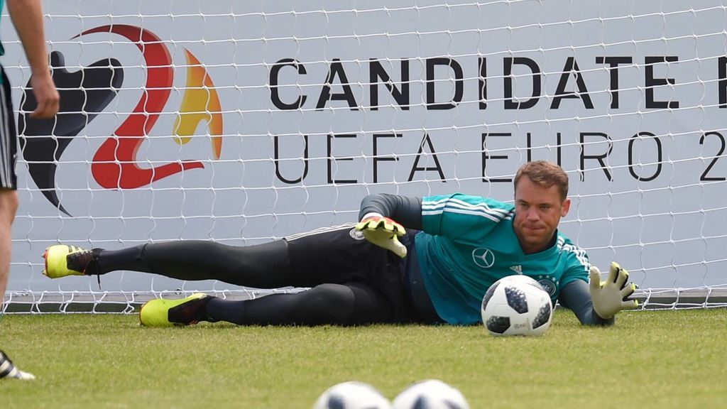 Neuer volverá a jugar contra Austria tras ocho meses fuera por lesión