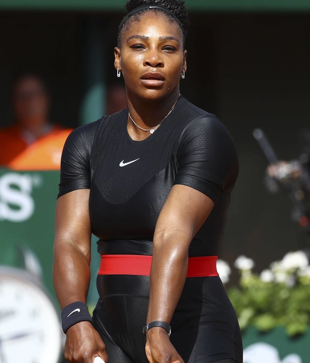 Serena Williams sorprende con un llamativo 'look' en Roland Garros