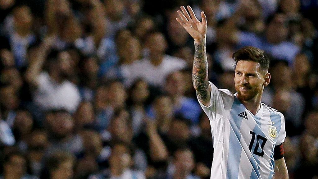 Messi 'borra' a Argentina de las favoritas del Mundial a golpe de hat-trick Messi 'borra' a Argentina de las favoritas del Mundial a golpe de hat-trick