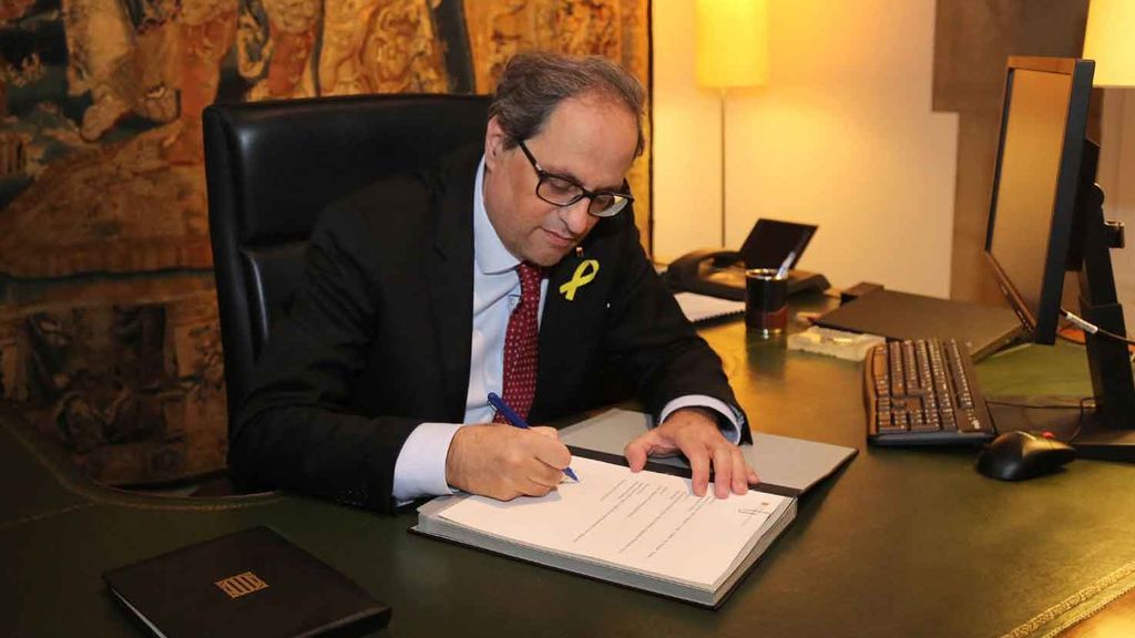Torra da marcha atrás aunque viaja a Bruselas para reunirse con Puig y Comín