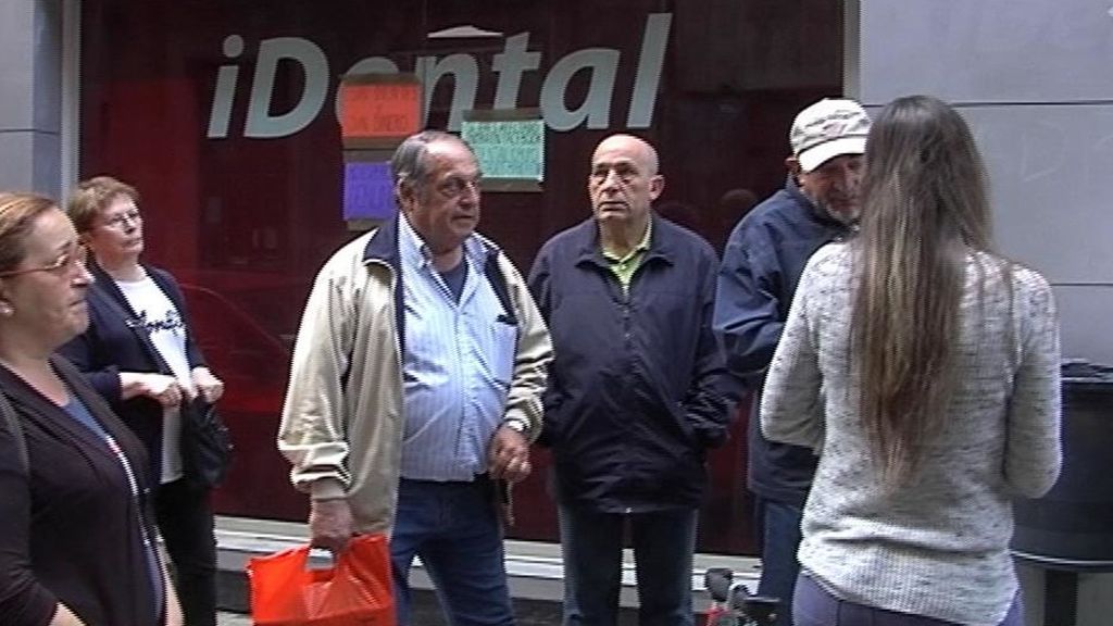 Idental cierra en Barcelona dejando a cientos de pacientes colgados