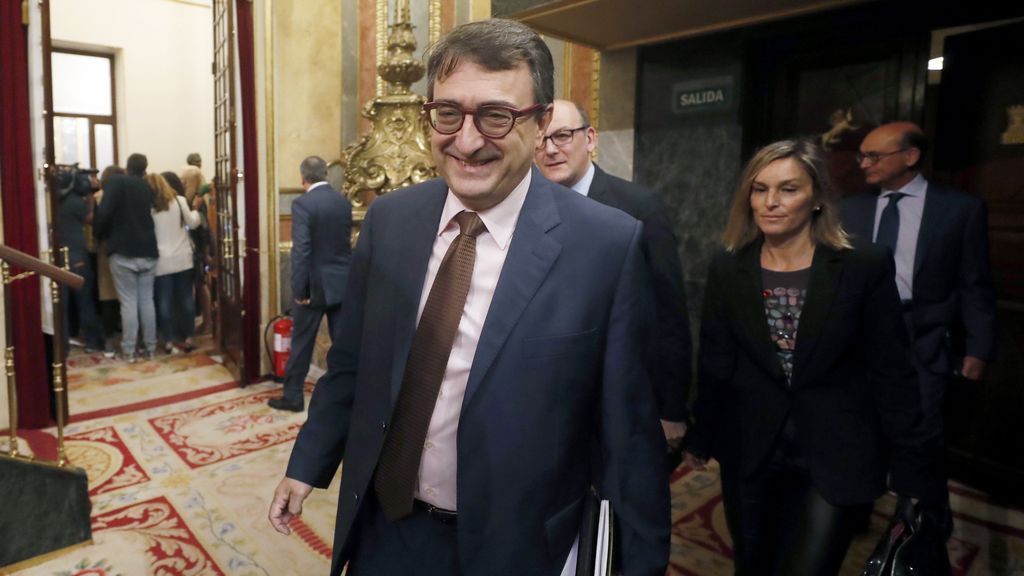 Expectación ante el discurso de Aitor Esteban: se va del Congreso sin decir el voto del PNV