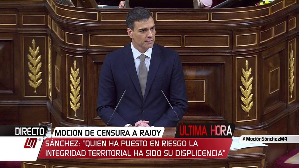 Sánchez a Rajoy: "¿Qué más tiene que pasar para que entienda que su permanencia en el gobierno es dañina y un lastre?"