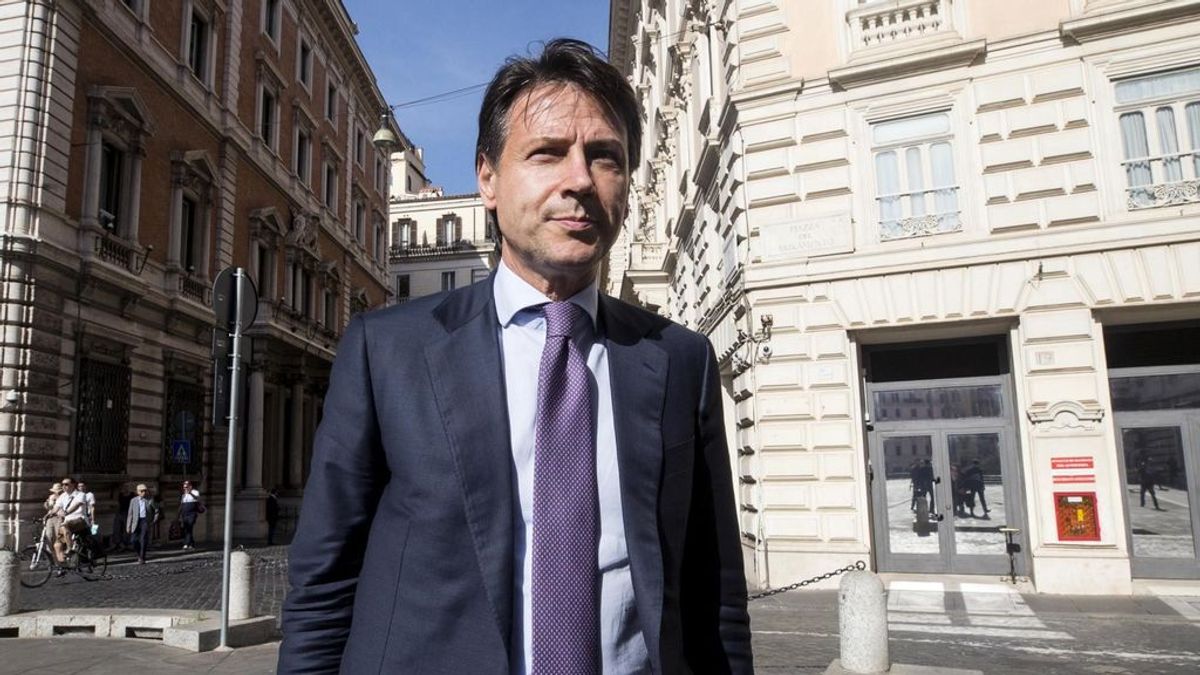 M5S y Liga cierran un acuerdo para que gobierne Conte en Italia