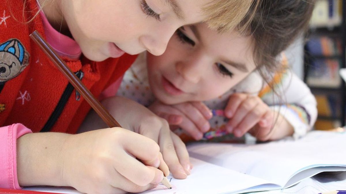 Los niños de entre 4 y 13 años que hacen deporte mejoran su rendimiento escolar Los niños de entre 4 y 13 años que hacen deporte mejoran su rendimiento escolar