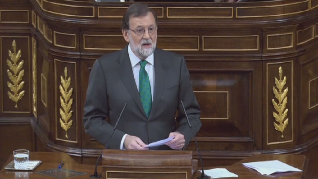 Rajoy: "Cuando llegue la sentencia sobre los ERE a Andalucía, ¿presentarán una moción de censura contra ustedes mismos?"