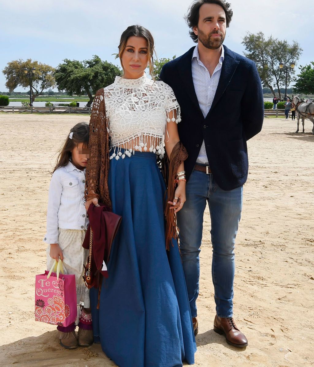 Elena Tablada, Ella Bisbal… El bautizo rociero de la hija de Elisabeth Reyes, en fotos