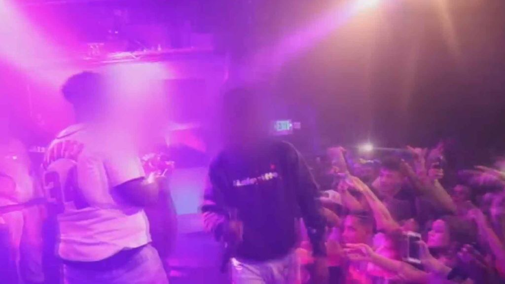 Los músicos denunciados por la violación grupal en Razzmatazz detenidos cuando huían