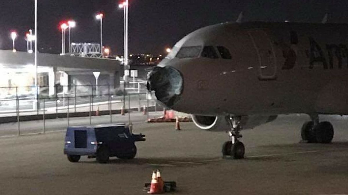 Un temporal de granizo destroza el morro de un avión