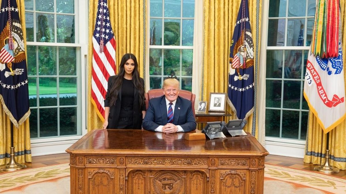 Kim Kardashian y Donald Trump, en la reunión que mantuvieron el 31 de mayo de 2018.