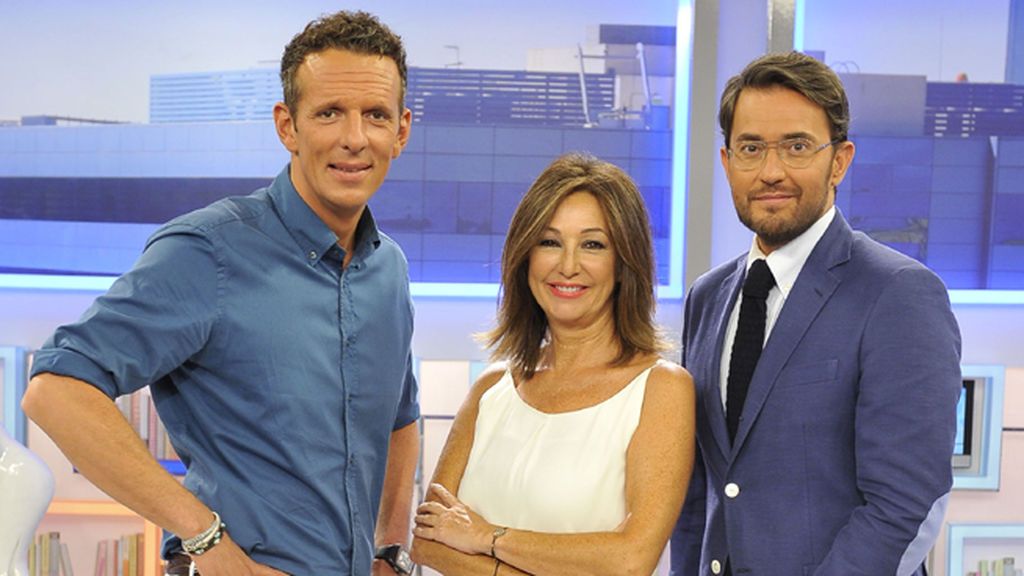 Joaquín Prat, Ana Rosa Quintana y Màxim Huerta, en 'El programa de Ana Rosa' (2014).