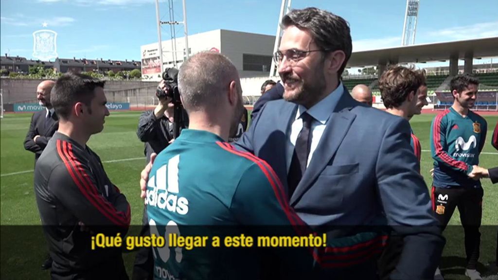 Màxim Huerta, a Andrés Iniesta: "¡Maestro! ¡Qué gusto llegar a este momento!"