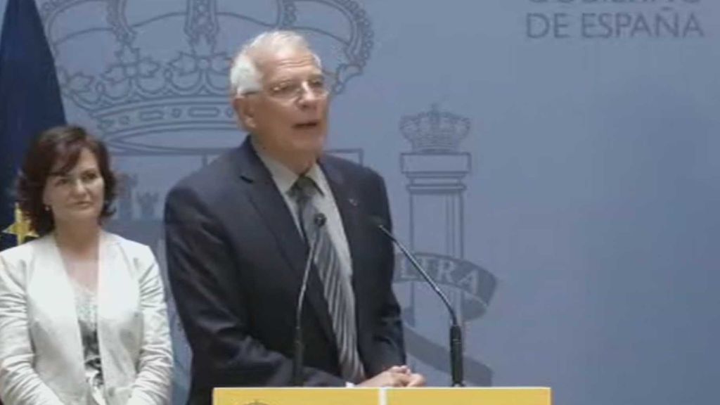 Borrell: "Un ministro es lo que son las personas que con él trabajan"