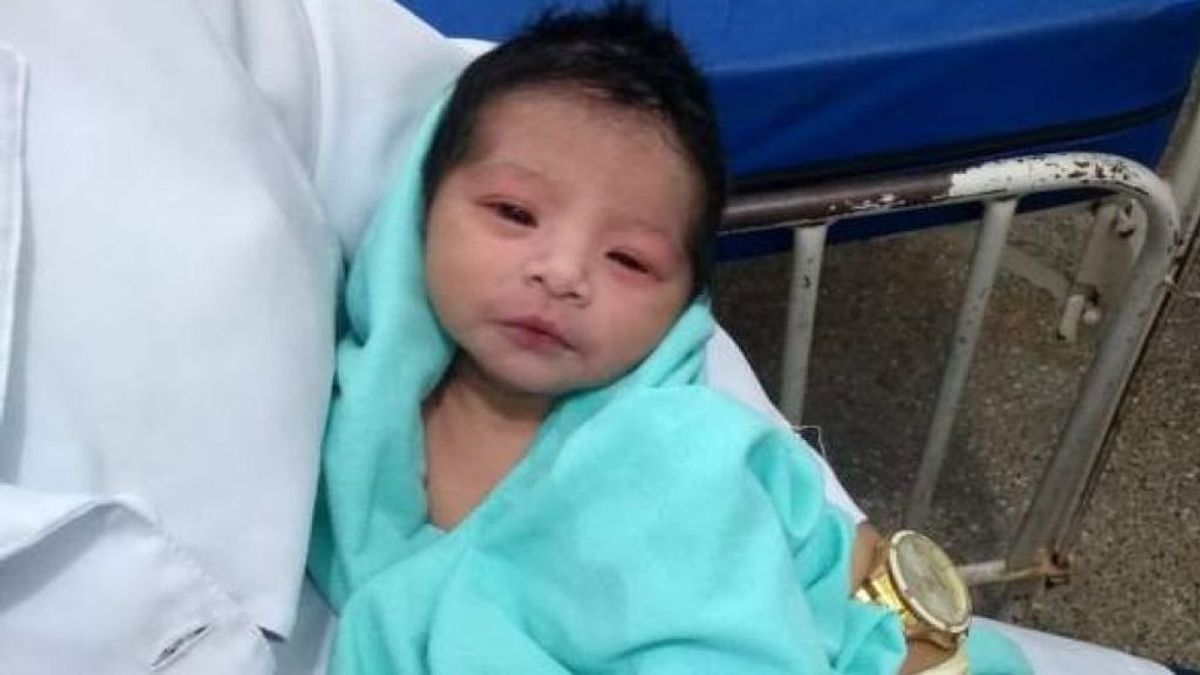 Rescatan viva a una recién nacida  enterrada por su familia en Brasil