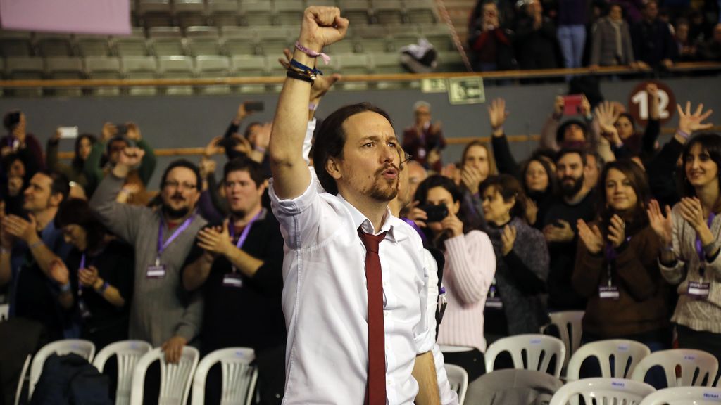 Pablo Iglesias felicita al Numancia: ·”feliz de que el equipo de mi infancia esté más cerca de ascender”