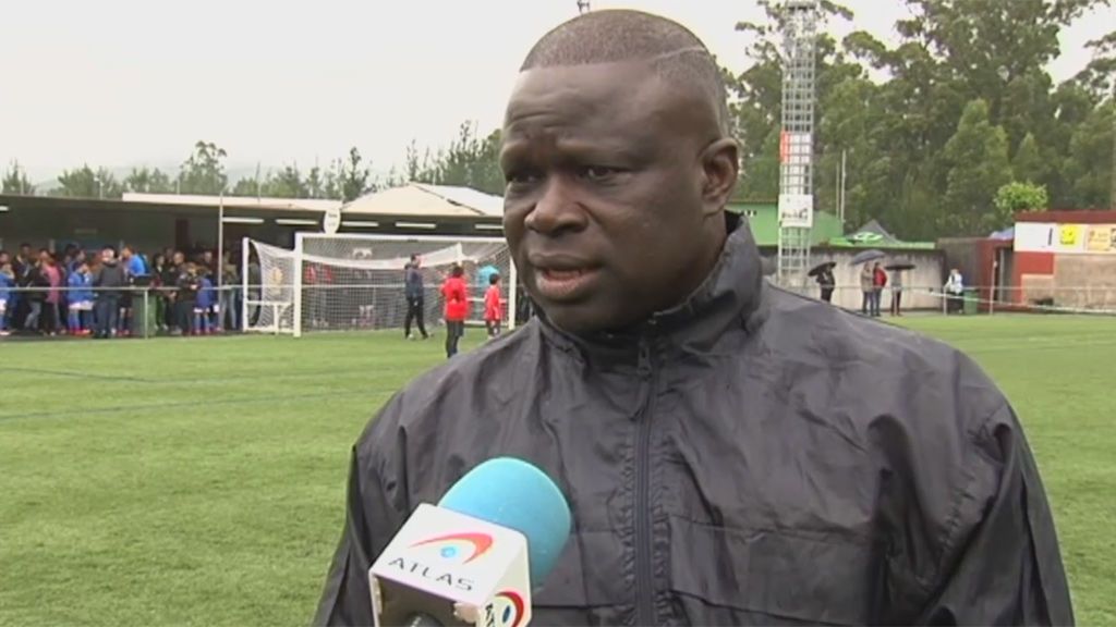 Mar Thiaw, probablemente el árbitro más querido del mundo