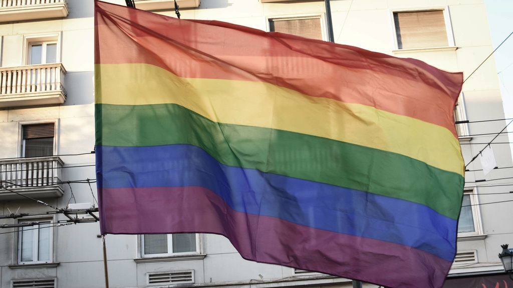 Niega el alquiler a una pareja gay porque los vecinos “no lo entenderían” Niega el alquiler a una pareja gay porque los vecinos “no lo entenderían”