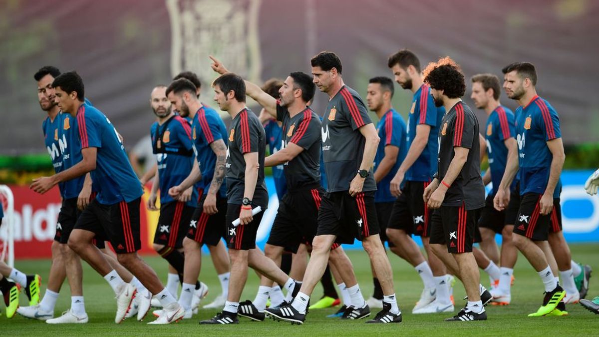 Primer entrenamiento de la selección española con Fernando Hierro como técnico, el 13 de junio de 2018.