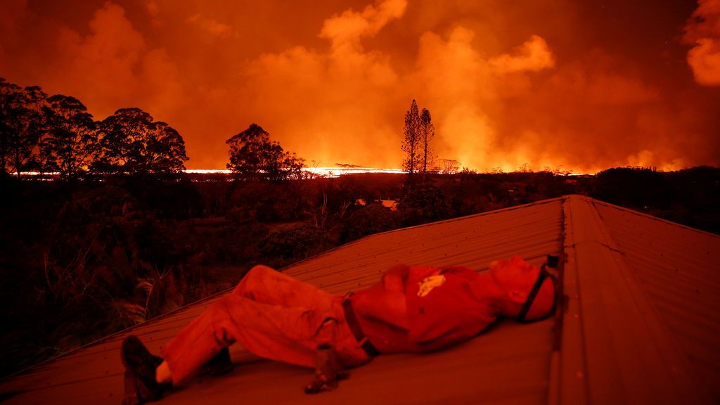El volcán Kilauea sigue expulsando lava