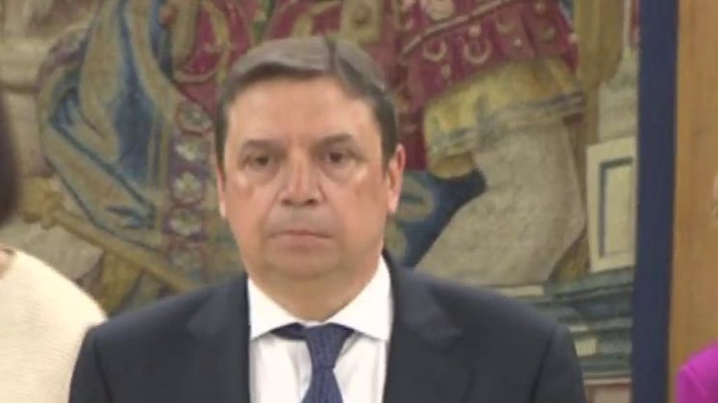 El PP pide la dimisión del ministro Planas por su imputación