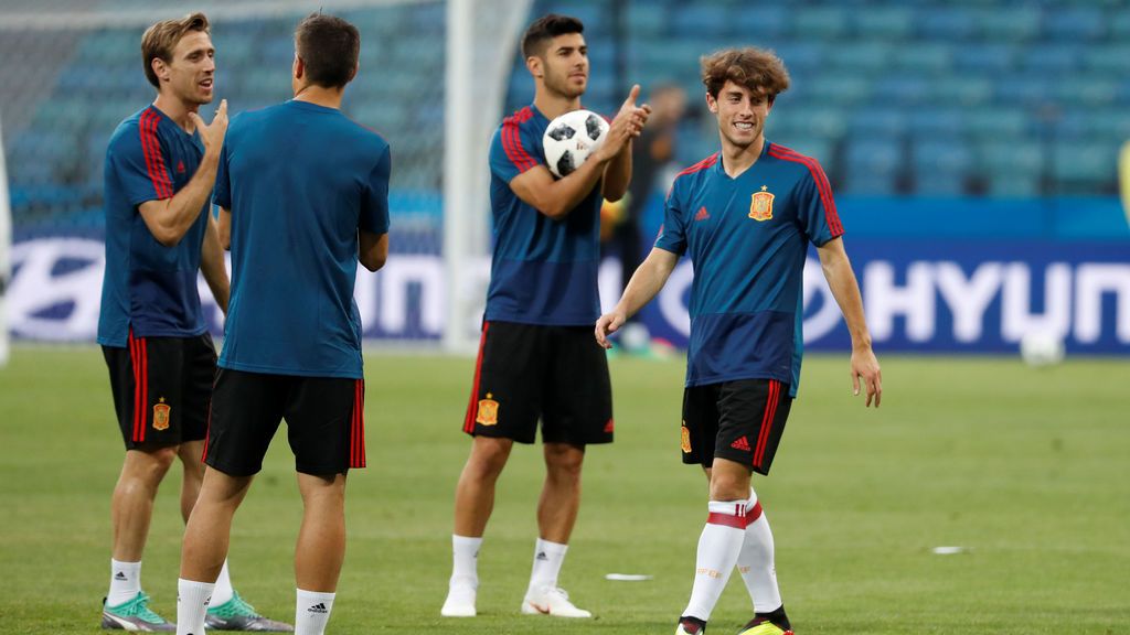 España recupera la sonrisa justo antes de debutar ante Portugal